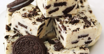 Easy Oreo Fudge